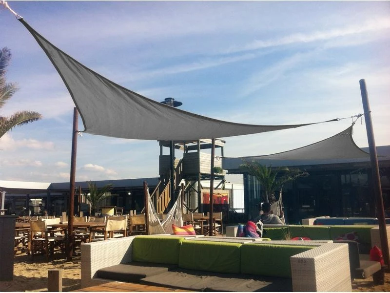 Eurotrail Schaduwdoek Driehoek 3,6 Meter 1 Eurotrail Schaduwdoek Driehoek 3,6 Meter